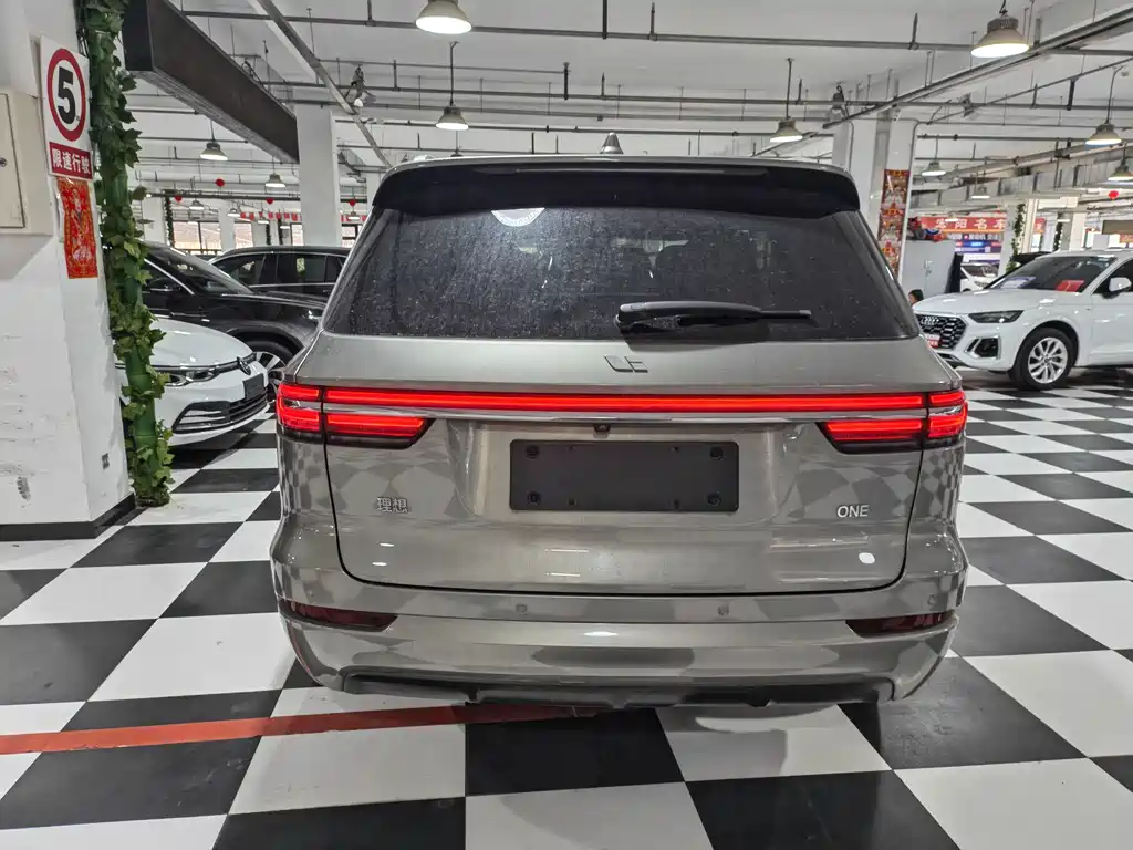 Li Auto Li ONE — миниатюра 5