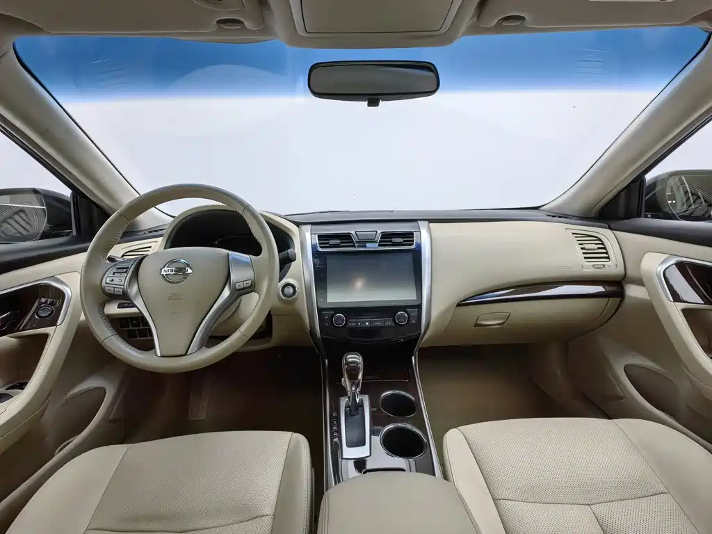 Nissan Teana — миниатюра 5