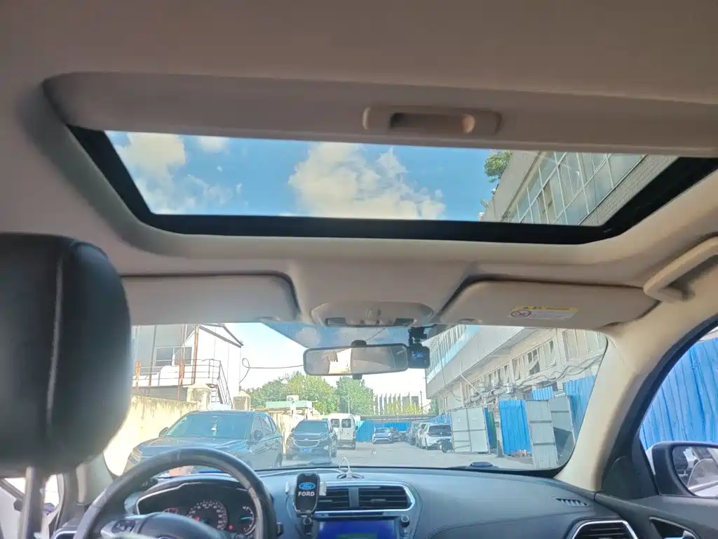 Ford Escort — миниатюра 15