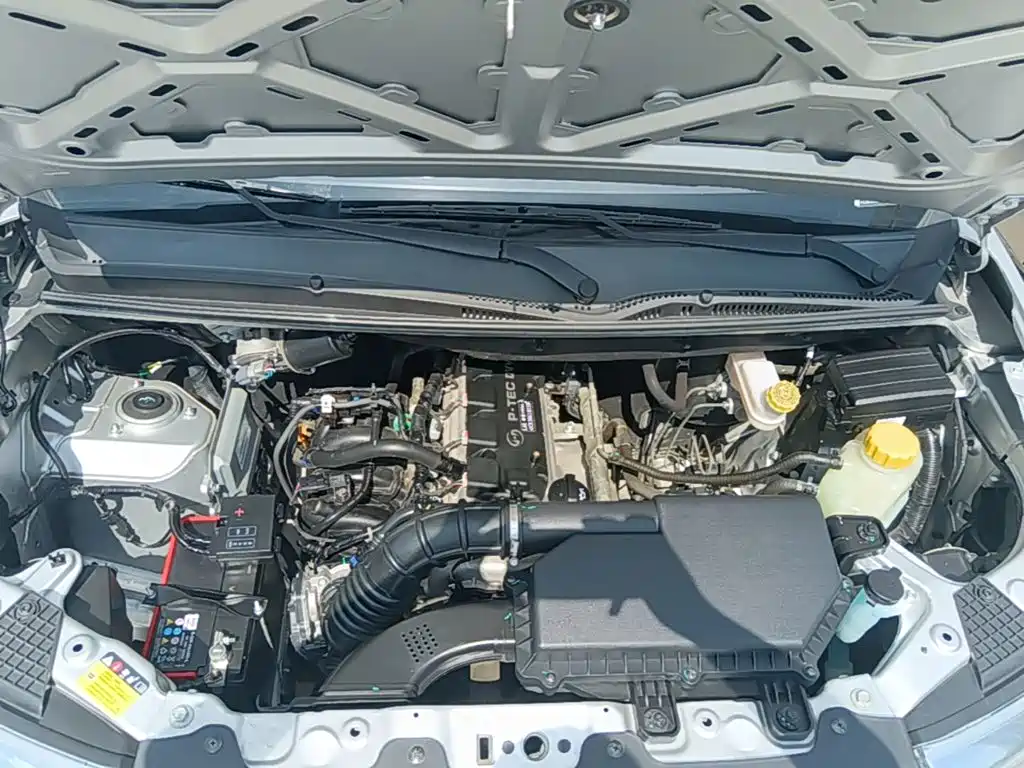 Wuling Hongguang V — миниатюра 20