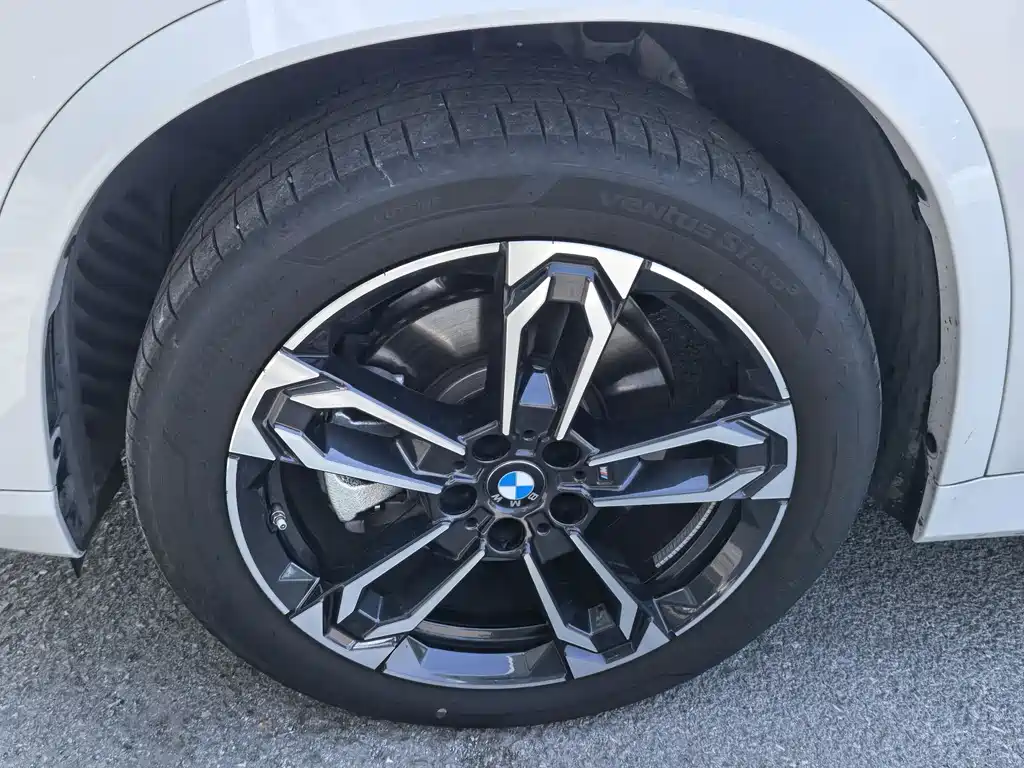 BMW X1 2025 sDrive25Li M Sport
