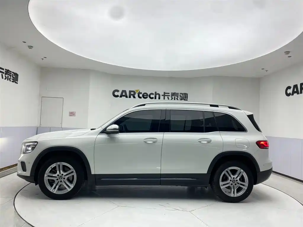 Mercedes-Benz GLB 2023 GLB 220