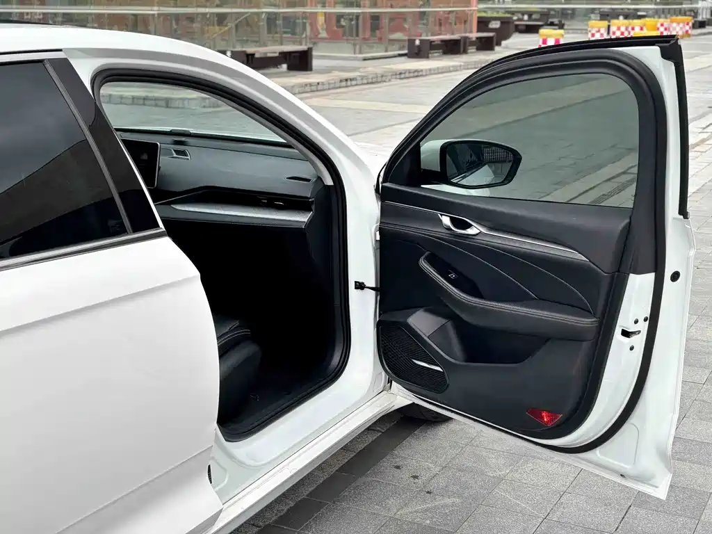 Geely Xingrui — миниатюра 14