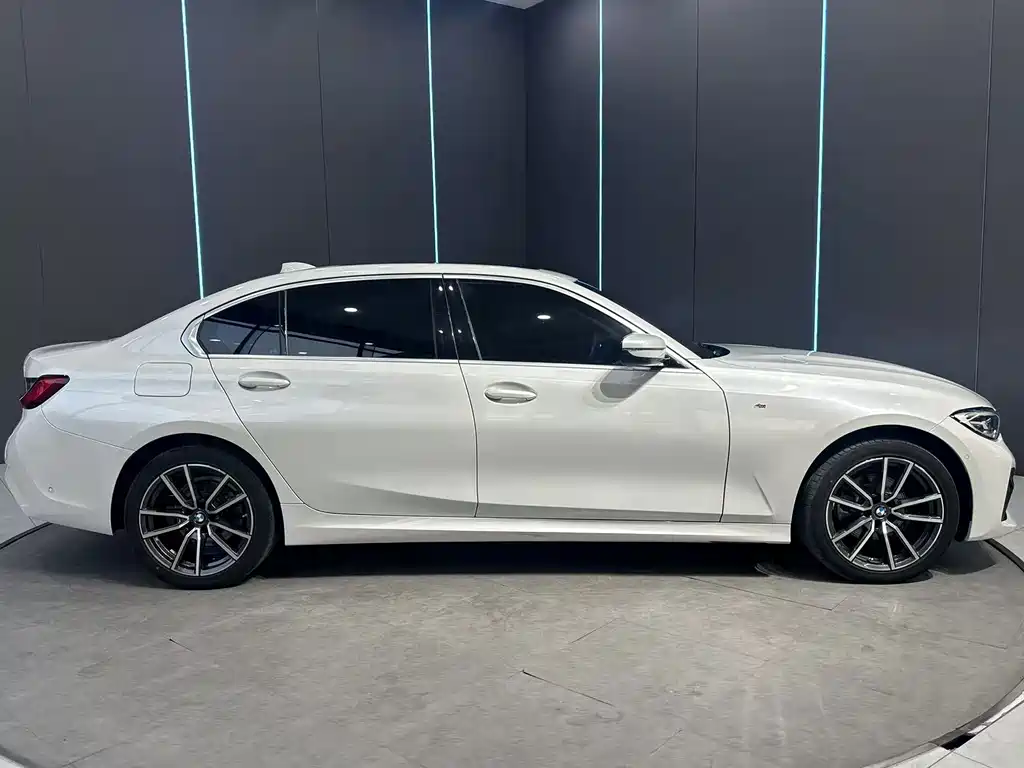 BMW 3 Series — миниатюра 5