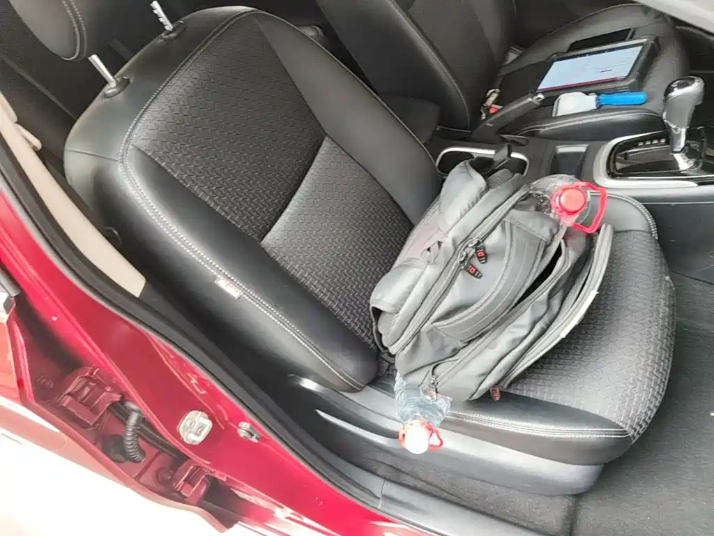 Nissan Tiida — миниатюра 25