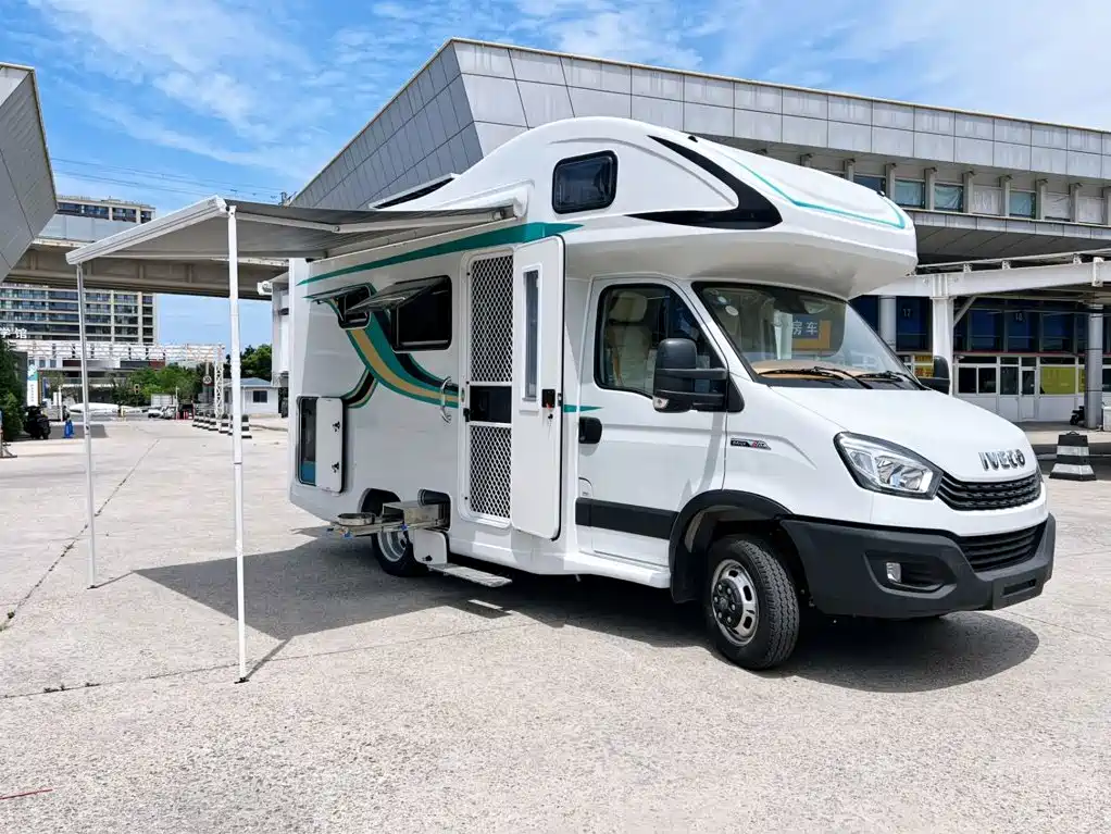 IVECO Ousheng — миниатюра 2