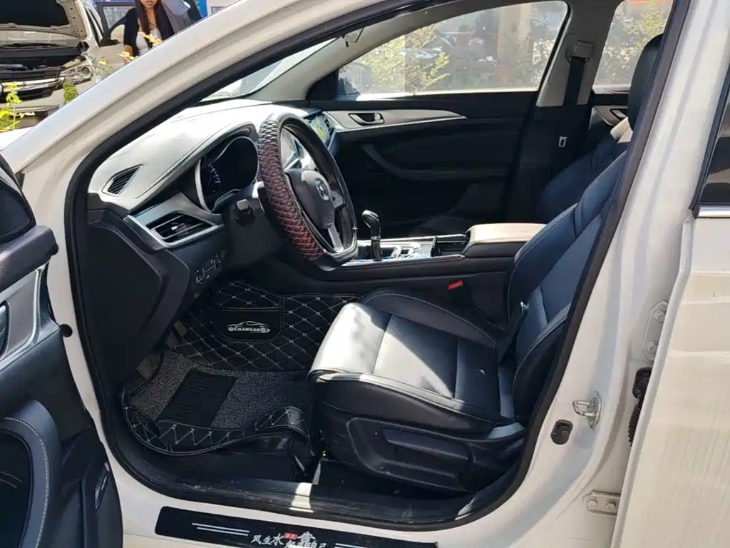 Changan Eado — миниатюра 8