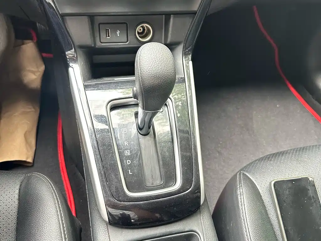 Nissan Sylphy — миниатюра 14
