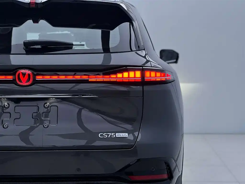 Changan Changan CS75PLUS — миниатюра 7