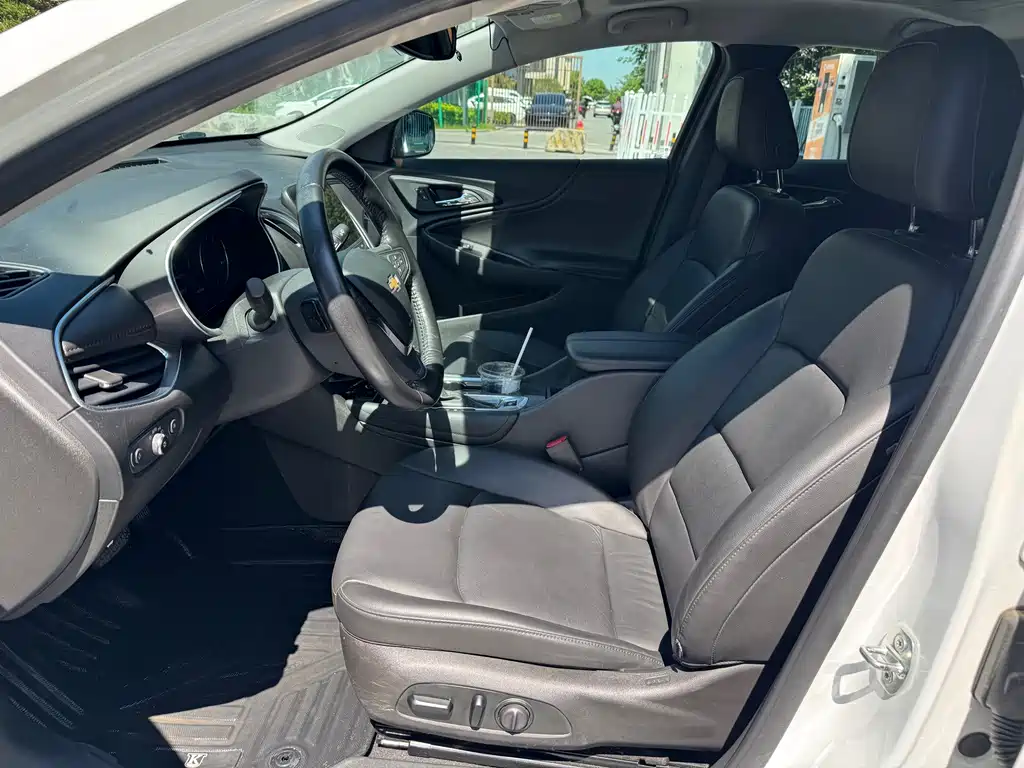 Chevrolet Malibu XL — миниатюра 7