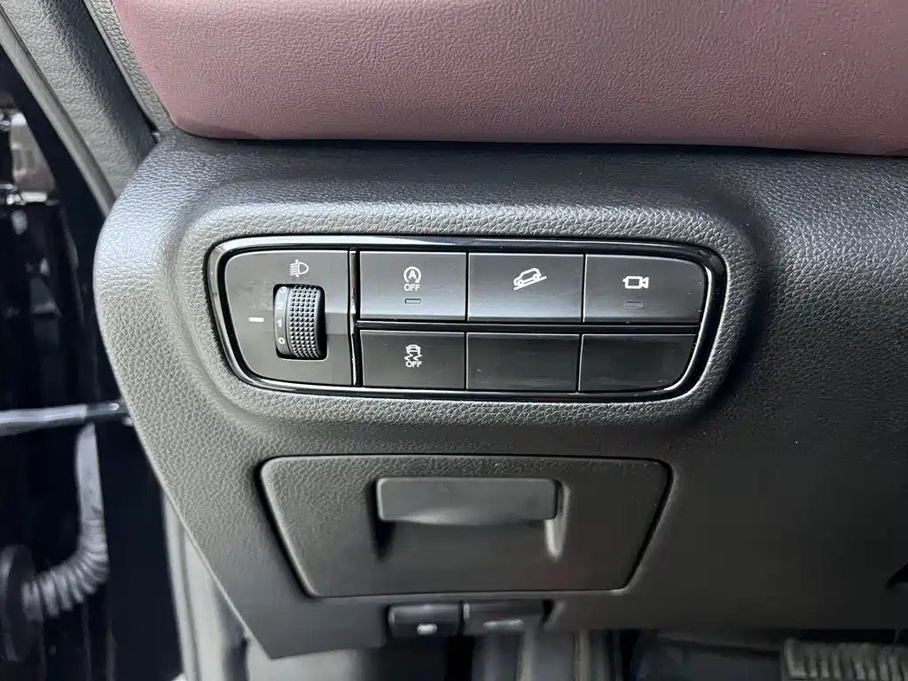 GAC Motor Trumpchi M6 — миниатюра 9