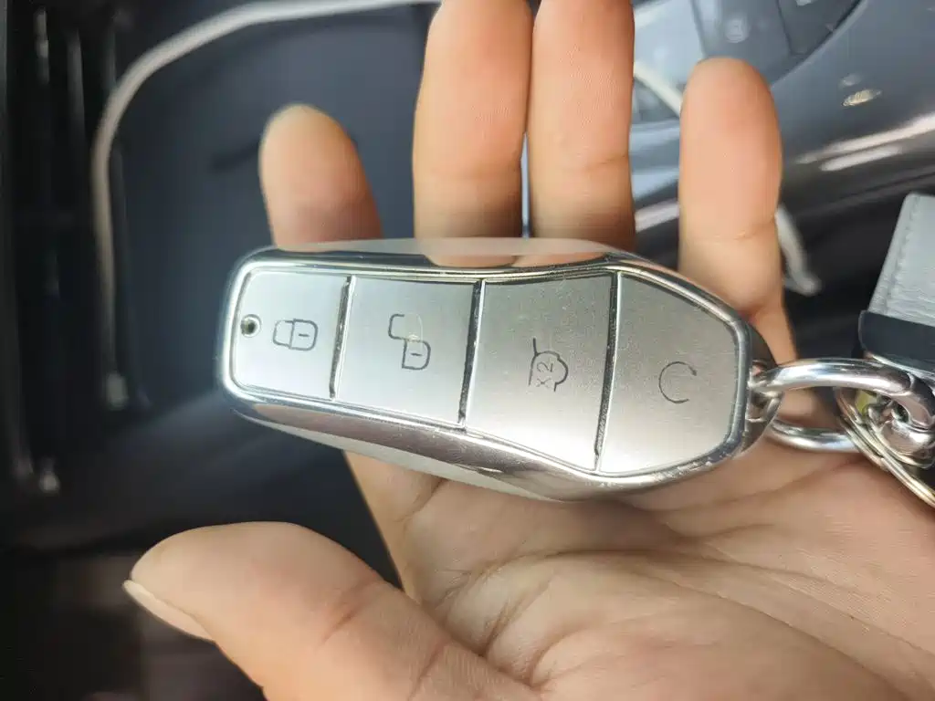 BYD Seal — миниатюра 12