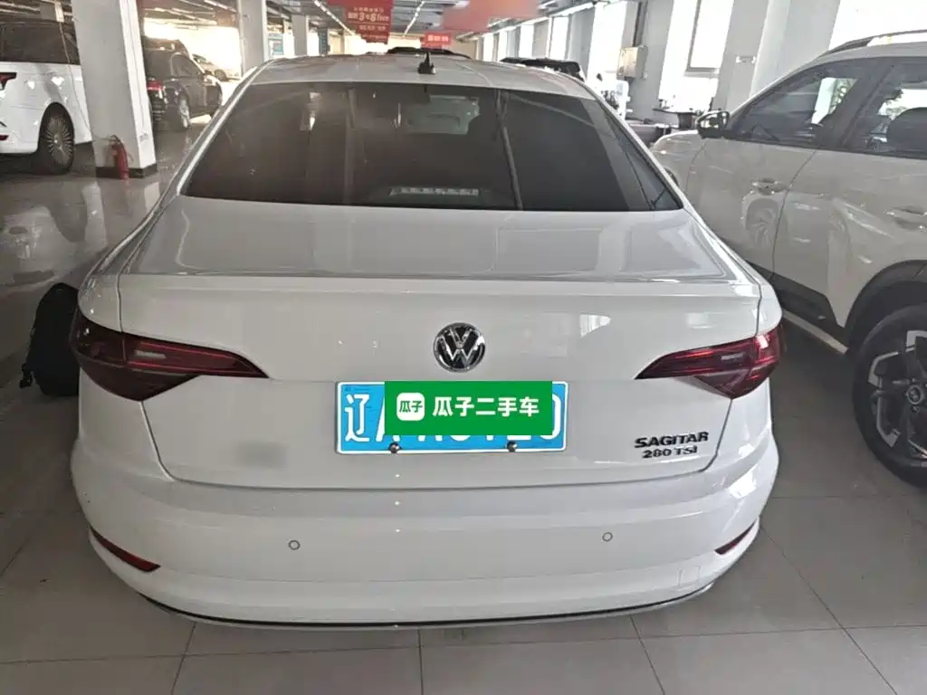 Volkswagen Sagitar — миниатюра 6