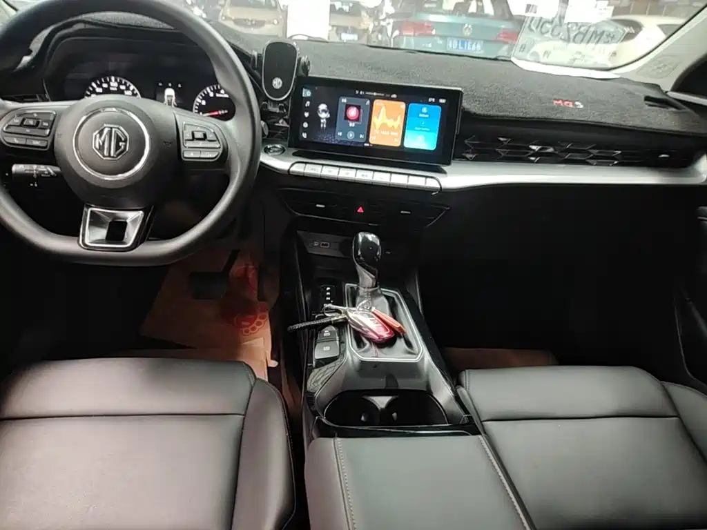 MG MG5 — миниатюра 14