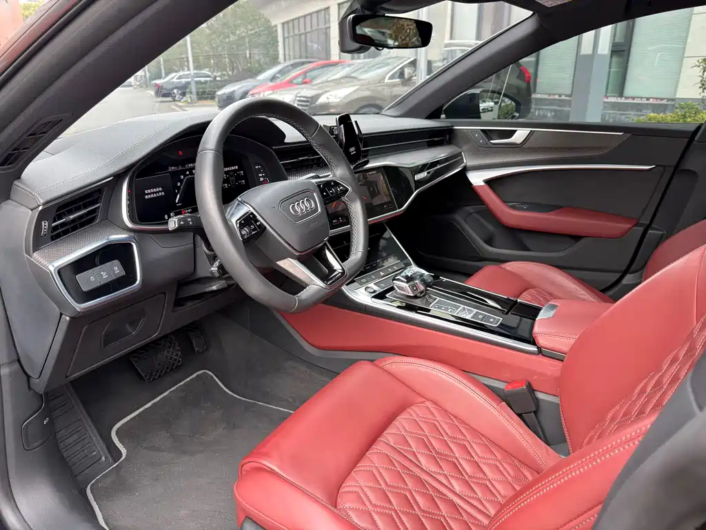 Audi A7L 2022 45 TFSI quattro S-line