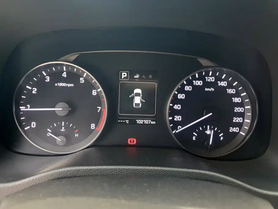 Hyundai Elantra — миниатюра 14