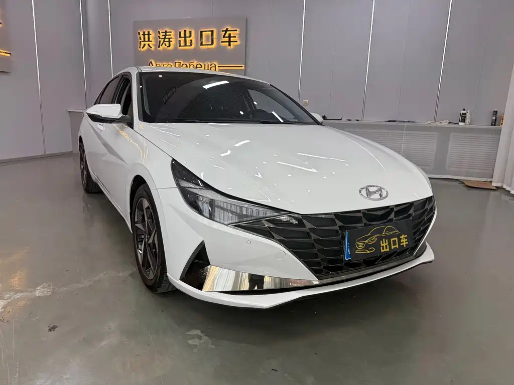Hyundai Elantra — миниатюра 2