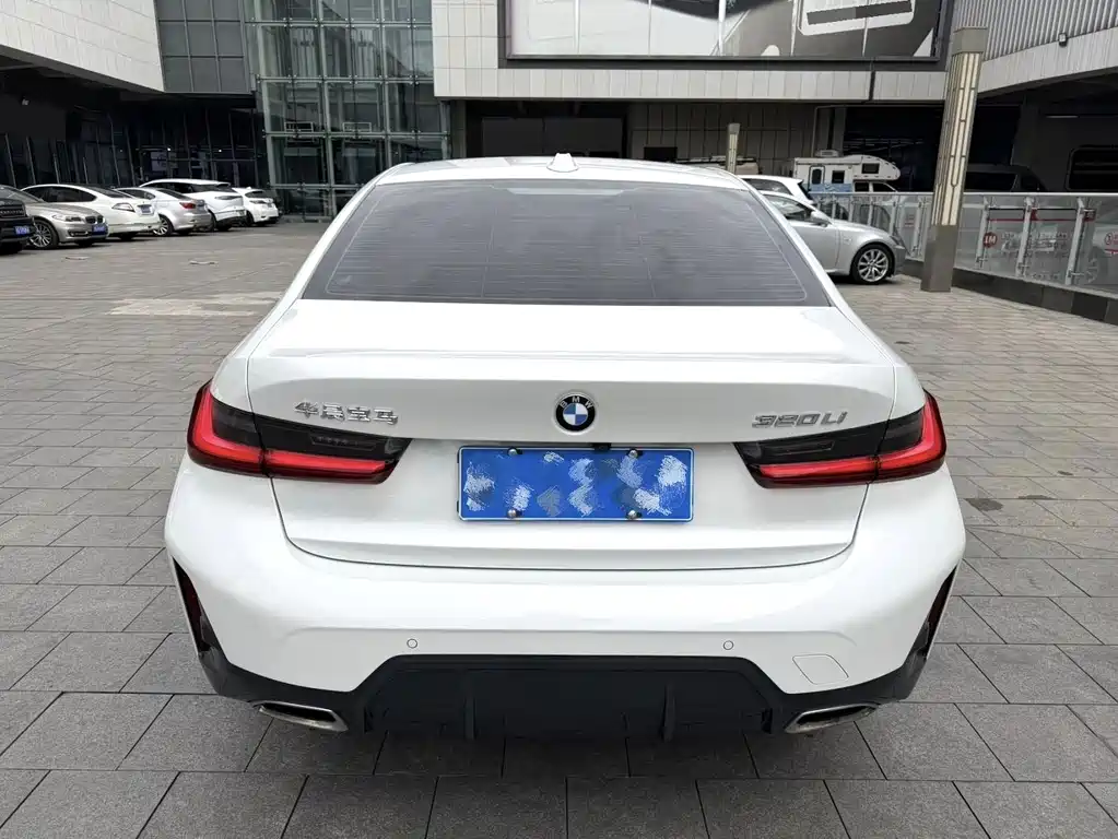 BMW 3 Series — миниатюра 5