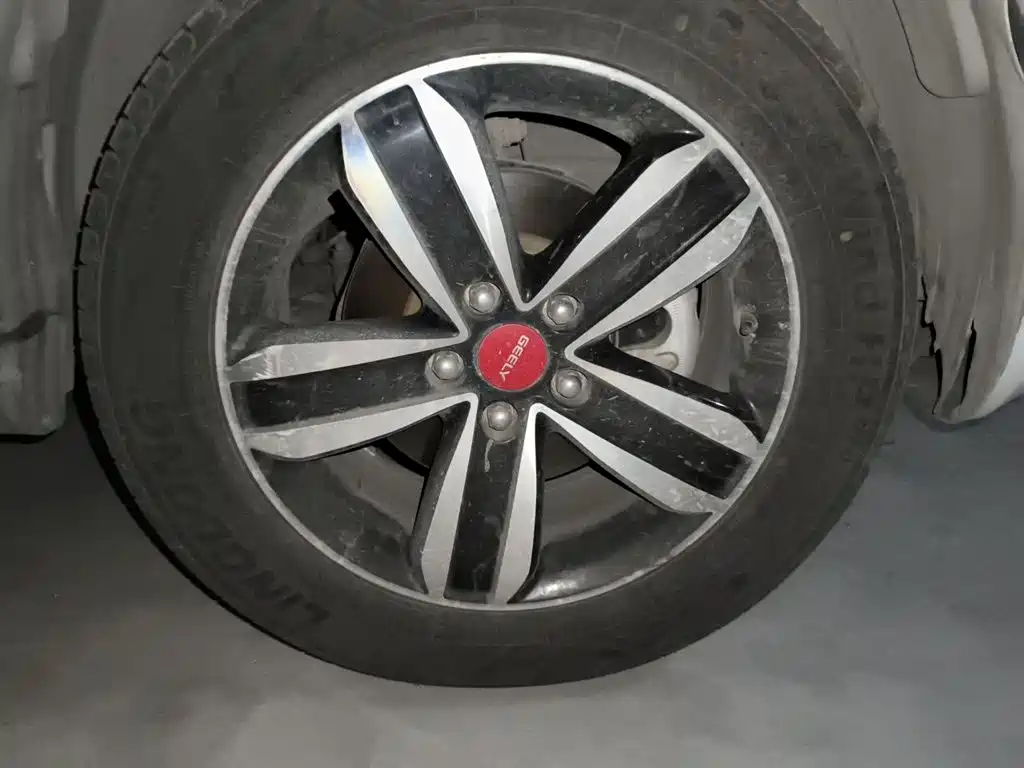 Geely GX7 2015 1.8L MT V