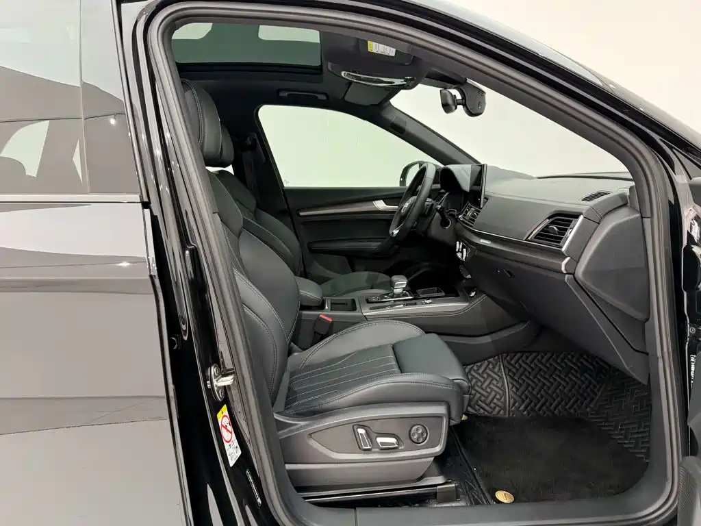 Audi Q5L — миниатюра 18
