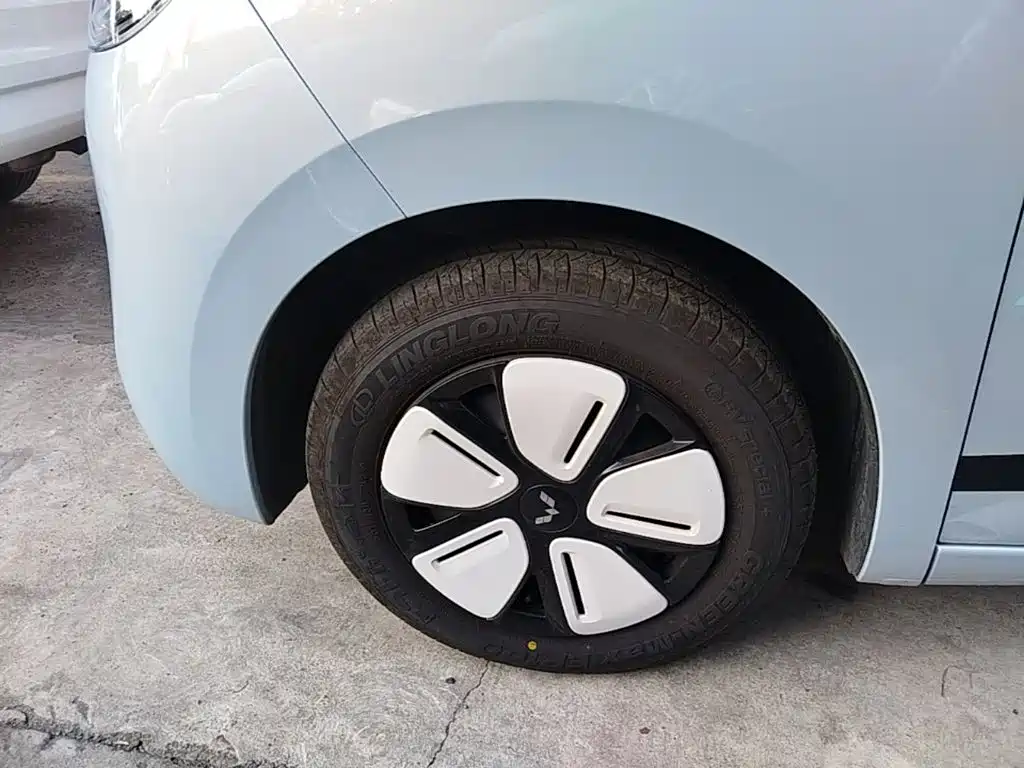 Wuling MINIEV — миниатюра 23
