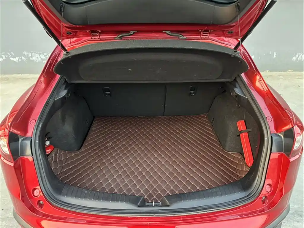 Mazda CX-4 2018 2.0L AT Lead V