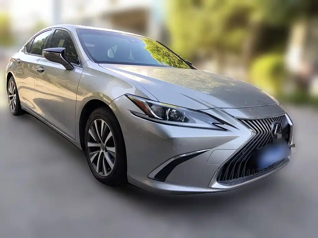 Lexus ES — миниатюра 24