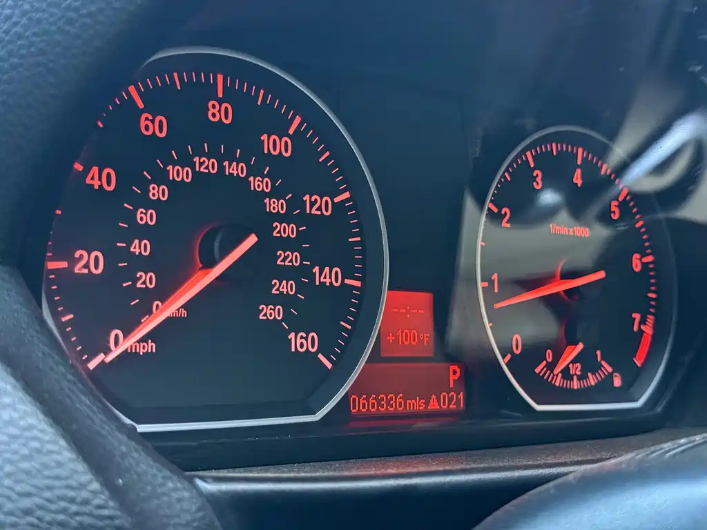 BMW 1 Series (Import) — миниатюра 12