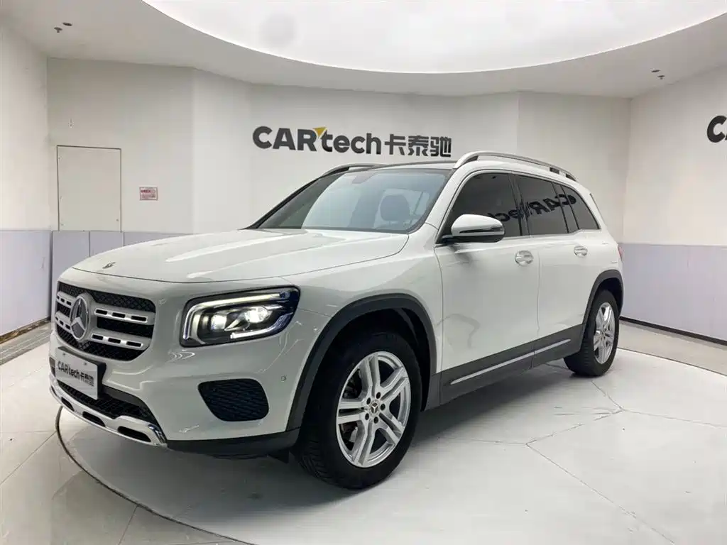 Mercedes-Benz GLB 2023