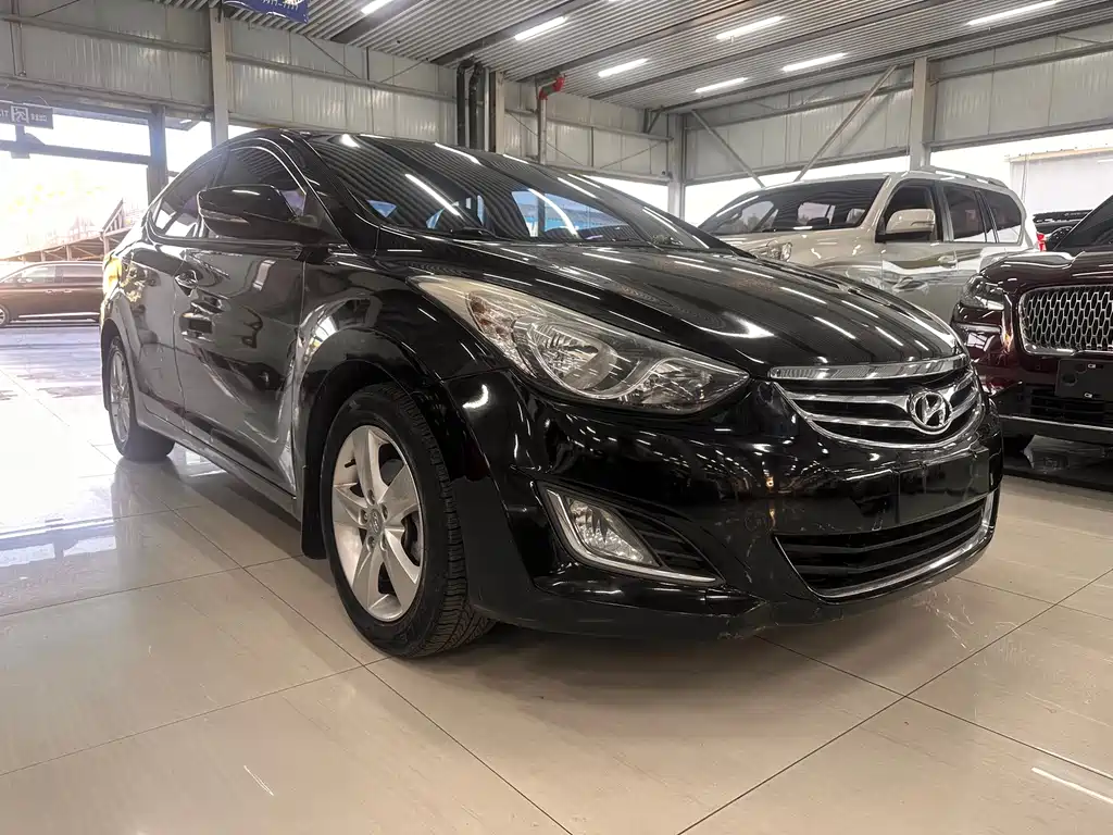 Hyundai Elantra Langdong — миниатюра 3