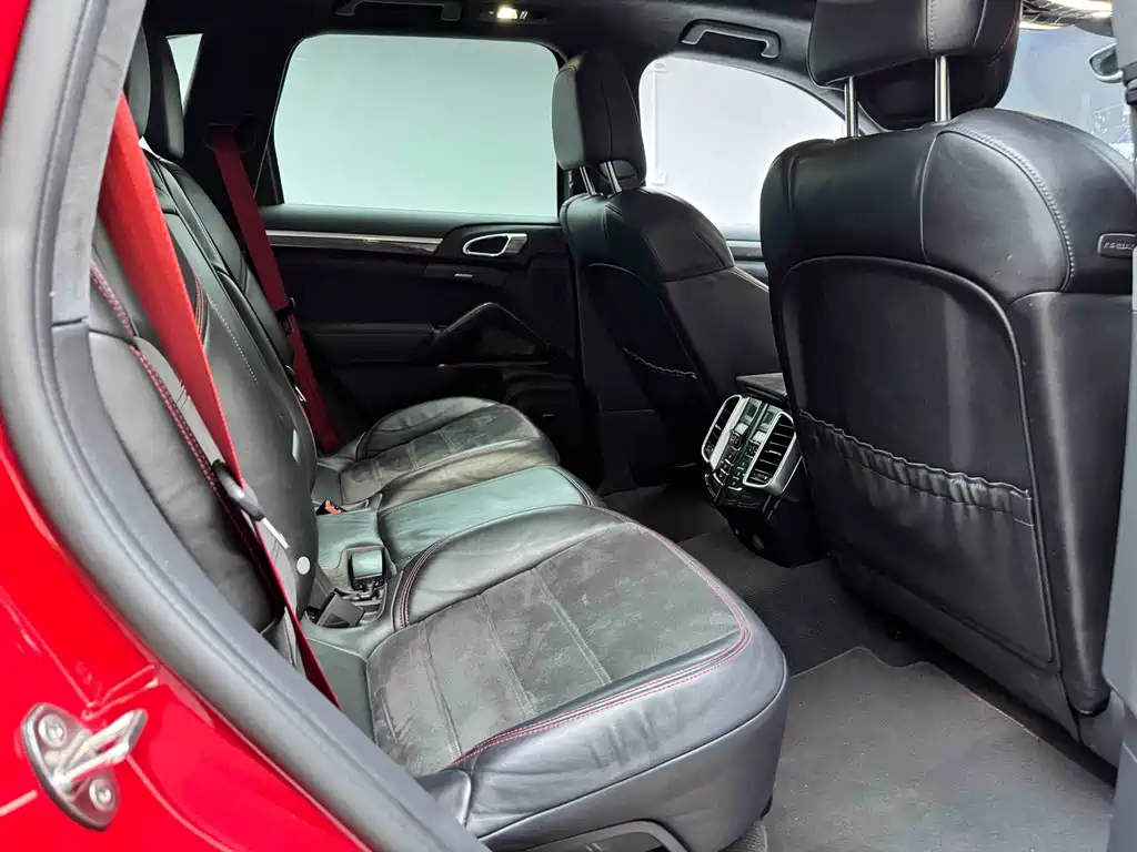 Porsche Cayenne 2015 Cayenne GTS 3.6T
