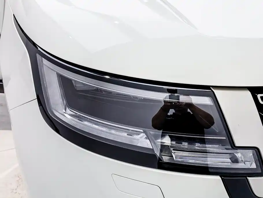 Land Rover Range Rover — миниатюра 35