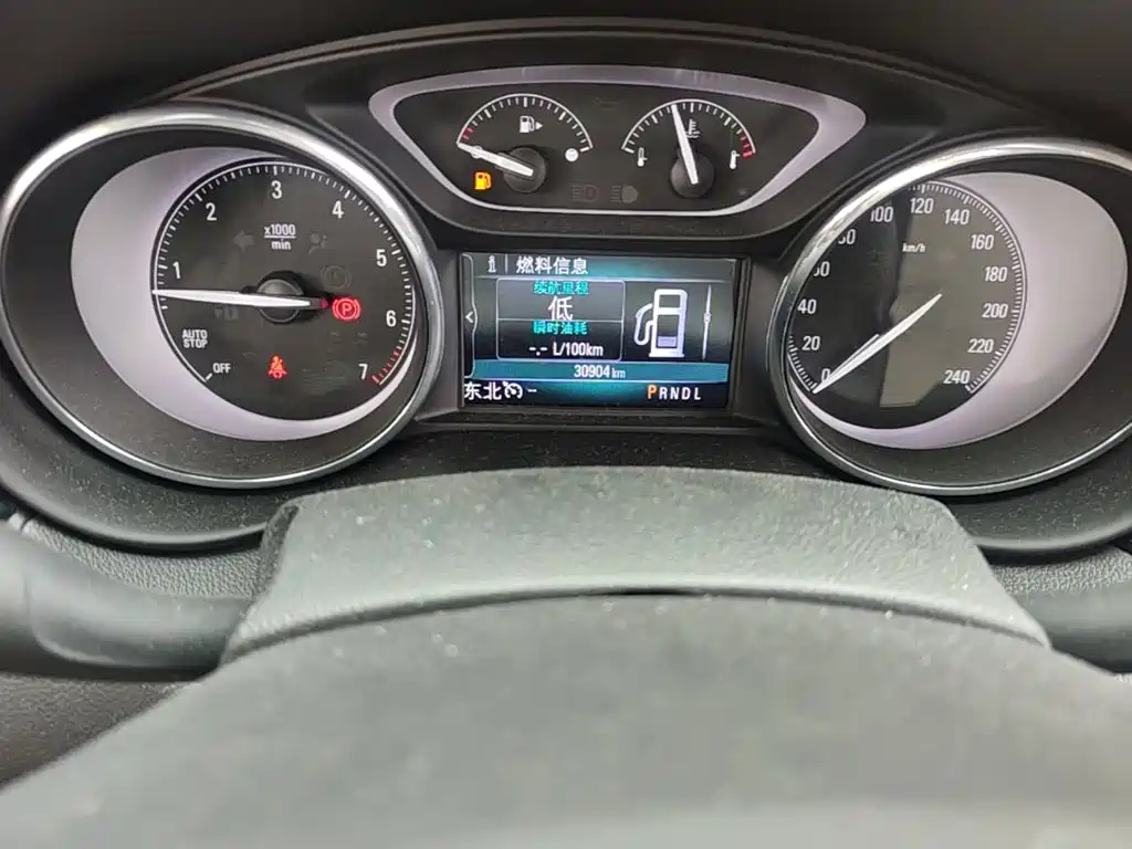 Buick Envision Plus — миниатюра 5