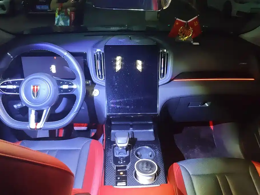 Hongqi Hongqi HS3 — миниатюра 12