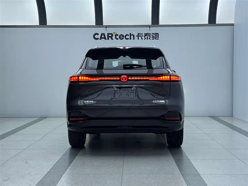 Changan Changan CS75PLUS — миниатюра 4