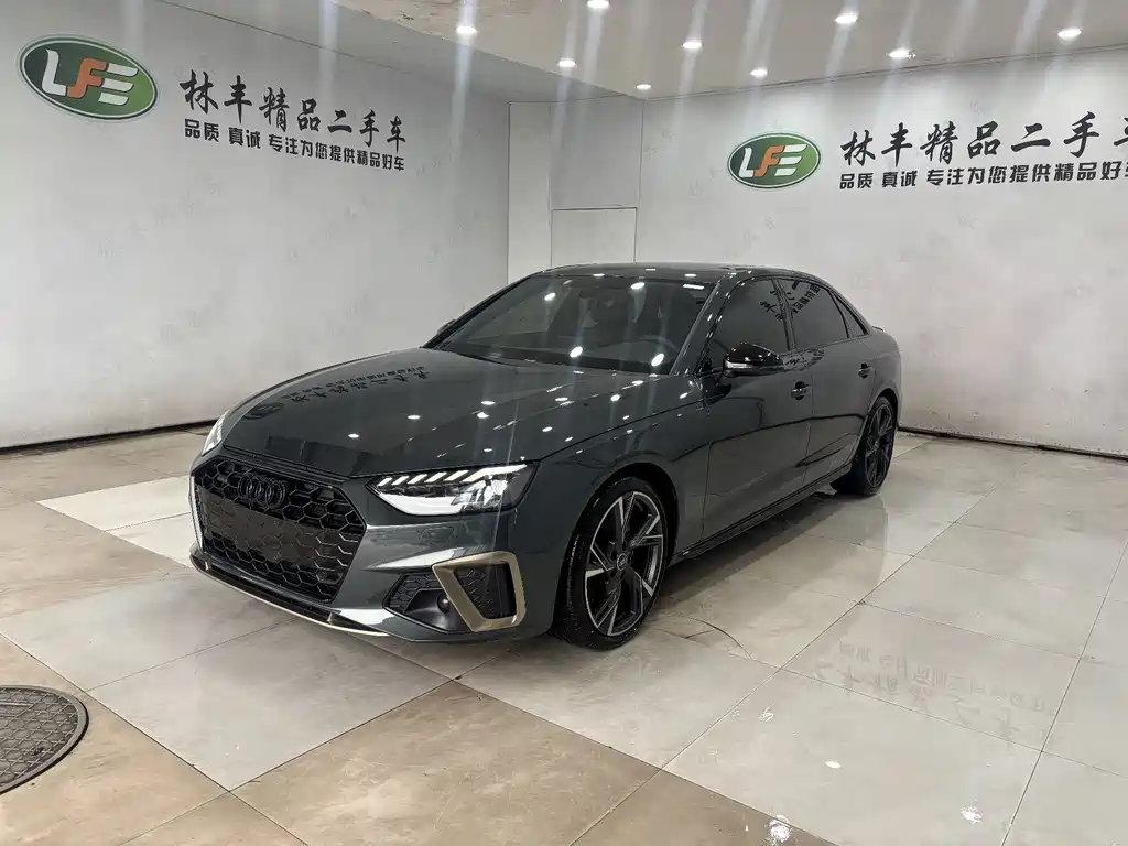 Audi A4L 2025