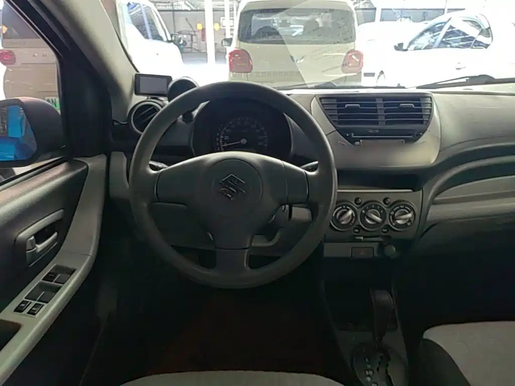 Suzuki Alto — миниатюра 11