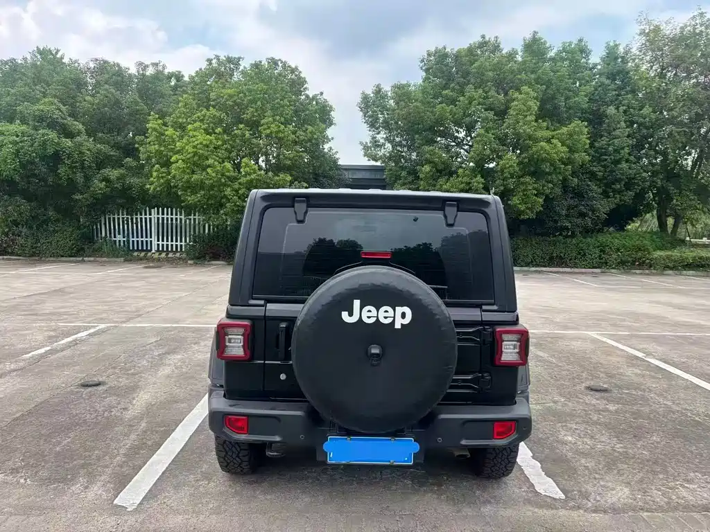 Jeep Wrangler — миниатюра 5