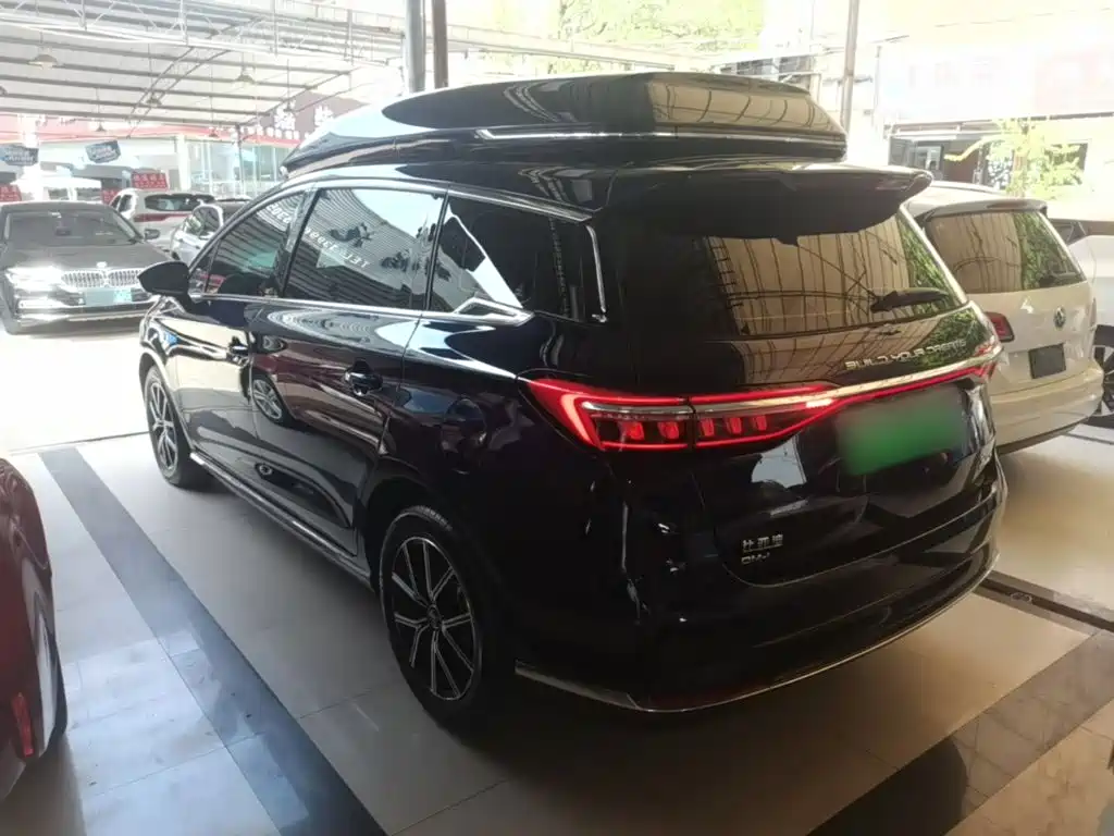 BYD MAX New Energy — миниатюра 5