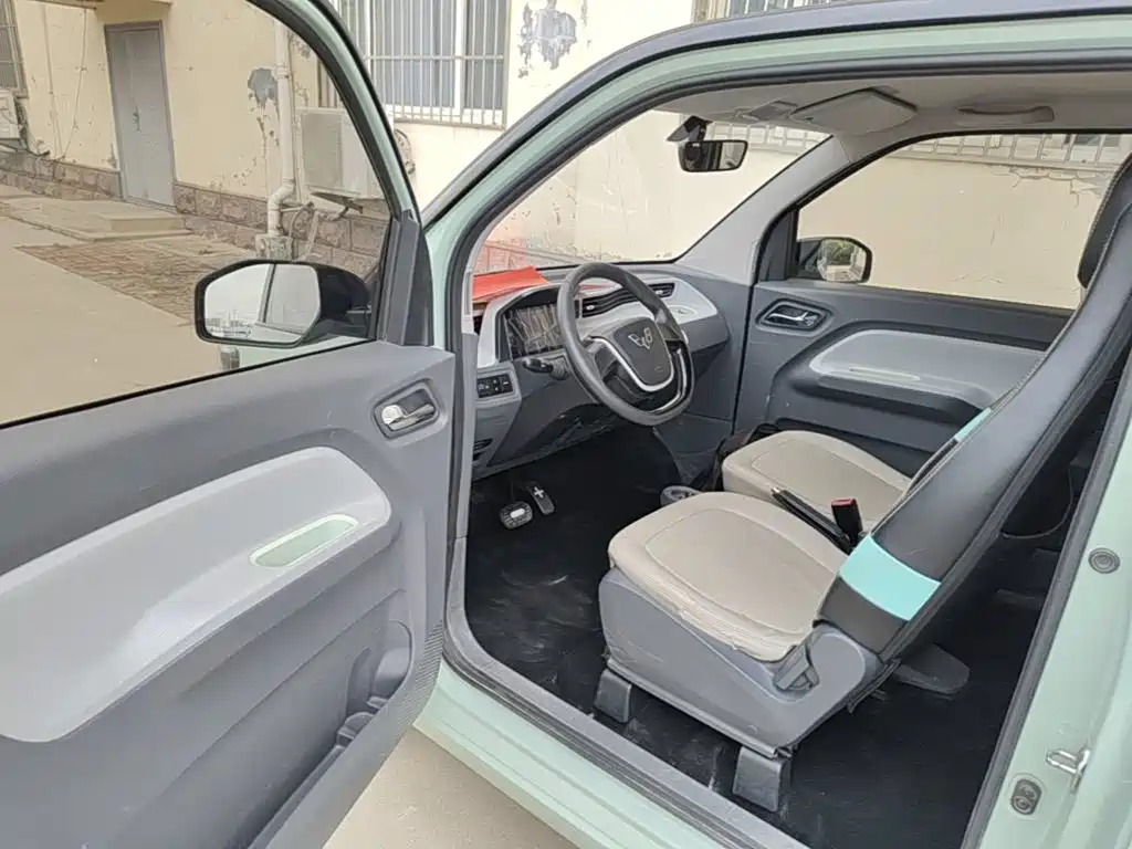 Wuling MINIEV — миниатюра 16