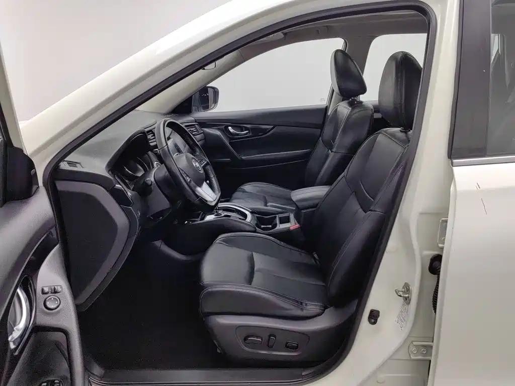 Nissan X-Trail — миниатюра 10