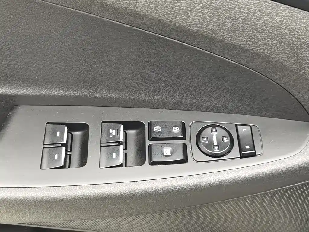 Hyundai Tucson — миниатюра 9