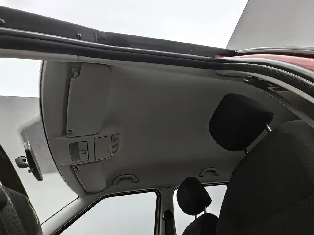 Skoda Fabia — миниатюра 14