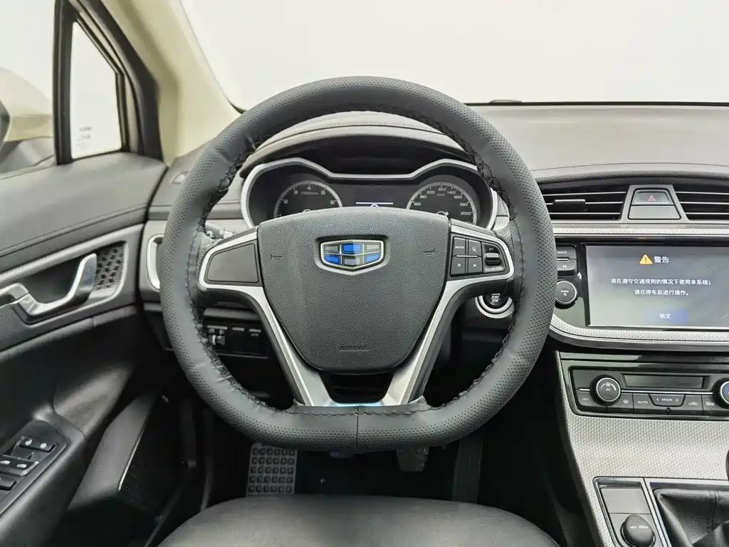 Geely Emgrand GS — миниатюра 11