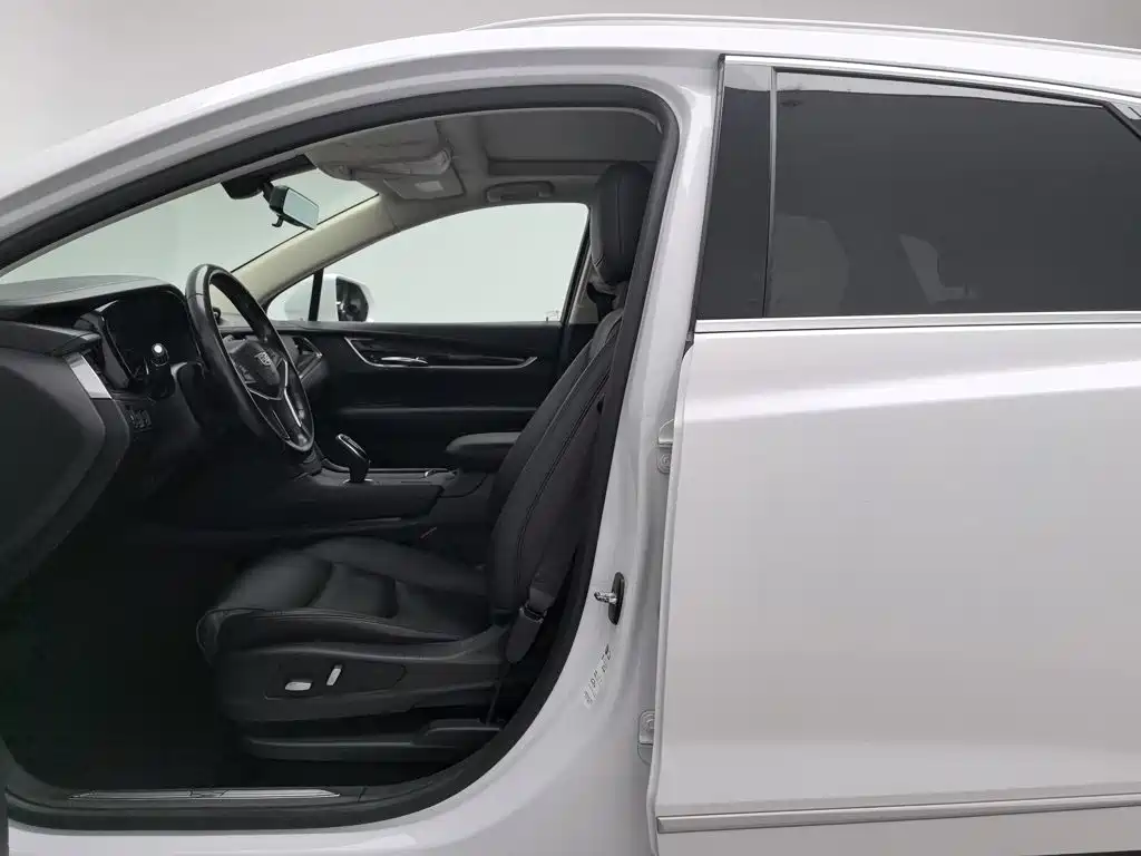 Cadillac XT5 — миниатюра 10