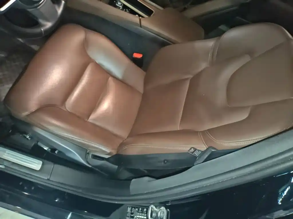 Volvo S90 — миниатюра 15