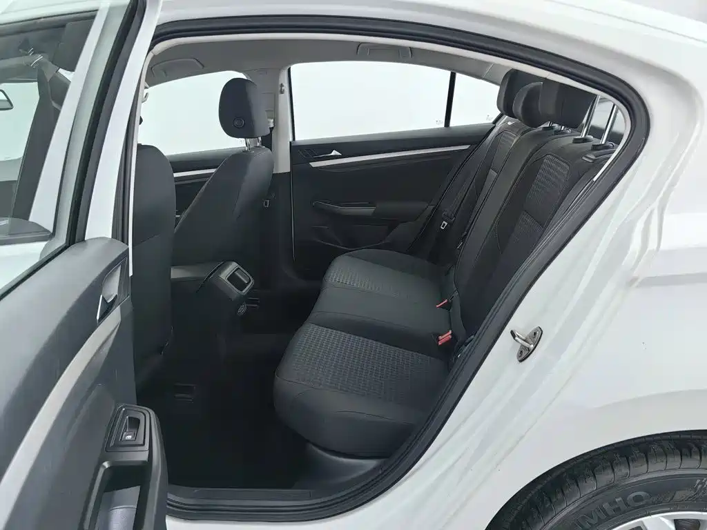 Volkswagen Bora — миниатюра 15
