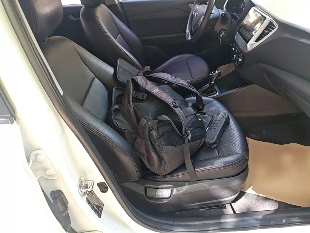 Hyundai Verna — миниатюра 25