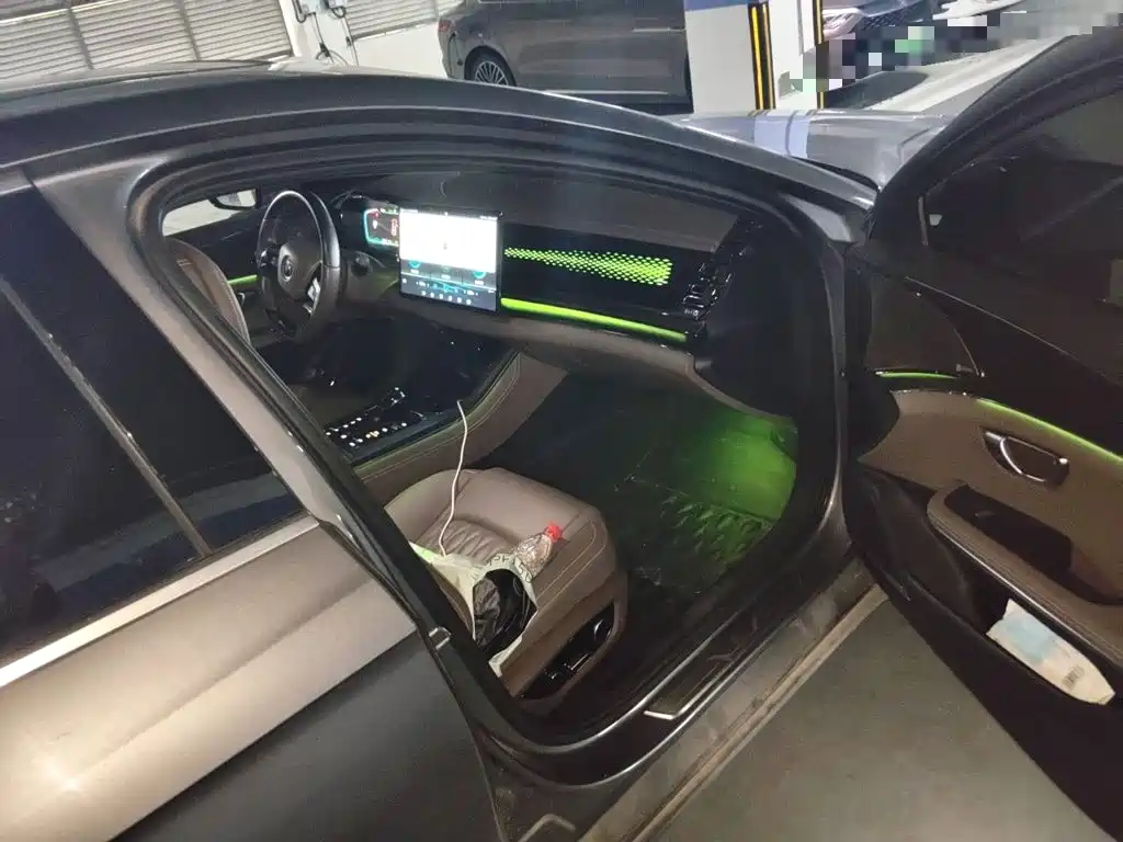 BYD Han — миниатюра 19