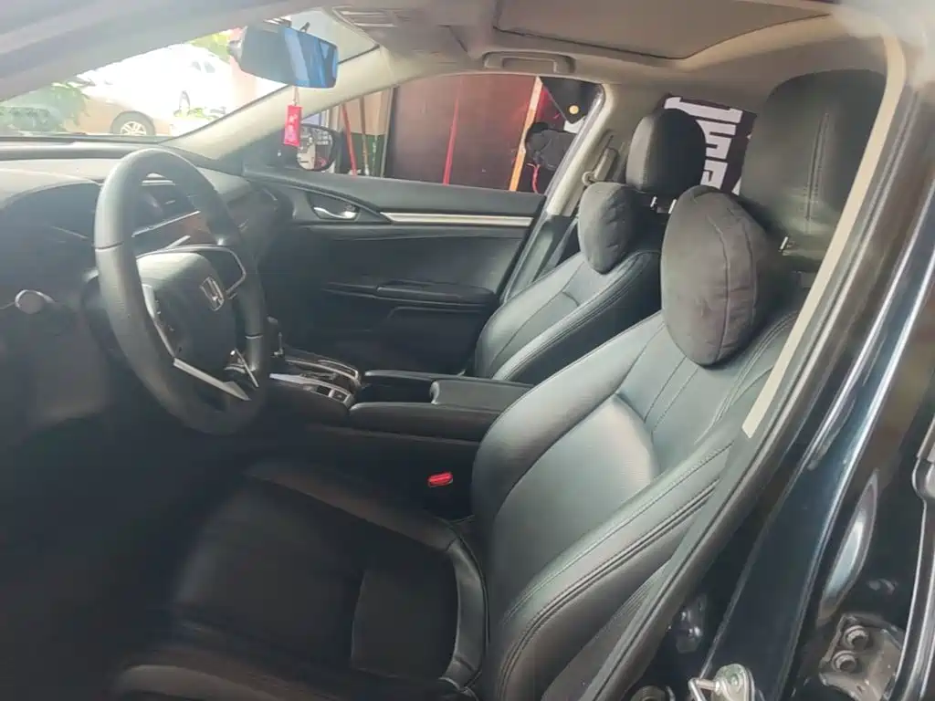 Honda Civic — миниатюра 14